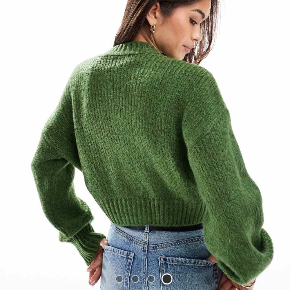 ADOS DESIGN Crew Neck Loose Knit Cardigan in Green - Picture 4 of 5